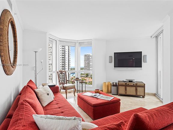 5th image of 21205 Yacht Club Dr APT 1703