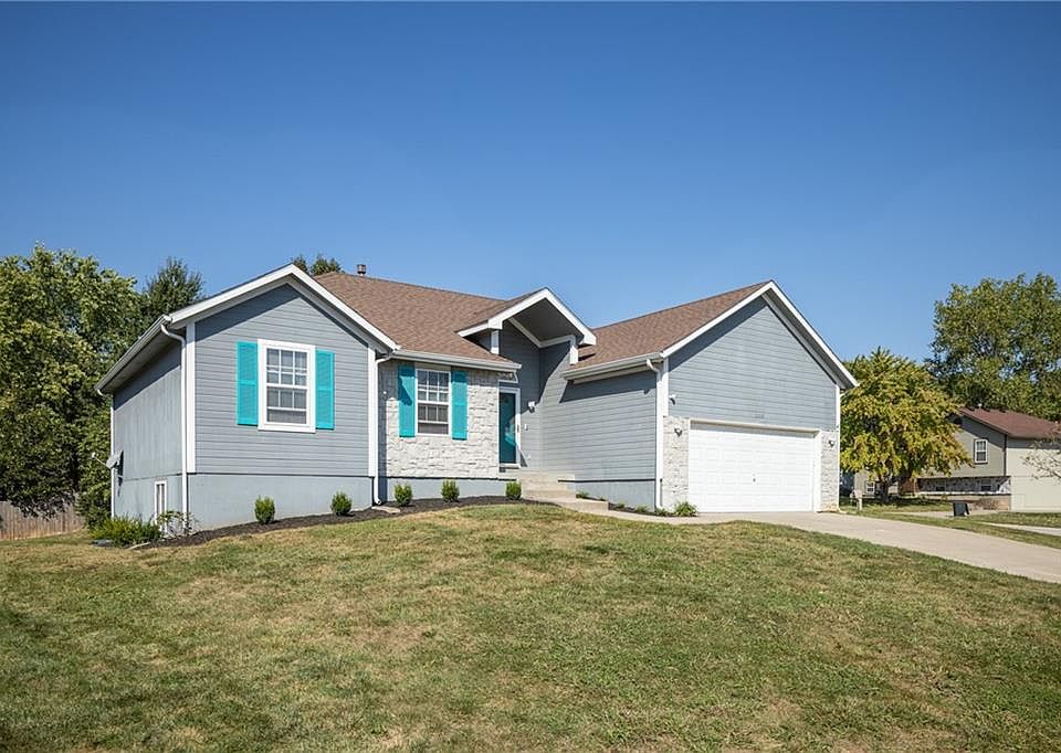 1st image of 1100 N Viking Ct