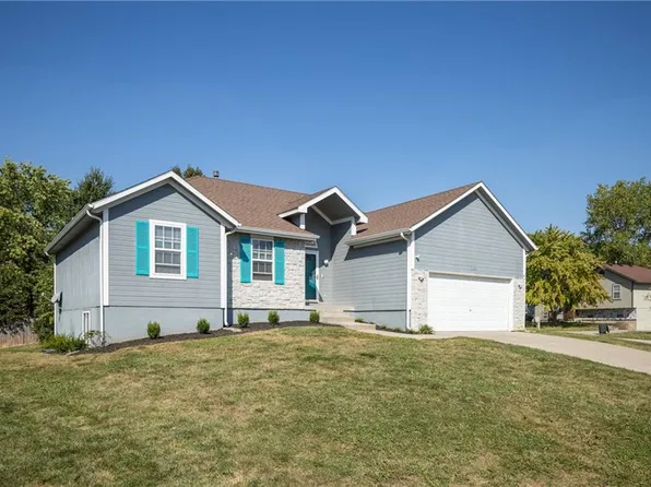 1100 N Viking Ct, Independence, MO 64056