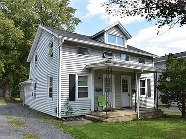59 Wood St, Canandaigua, NY 14424