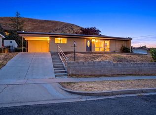 184 E Broadway St, Tooele, UT 84074