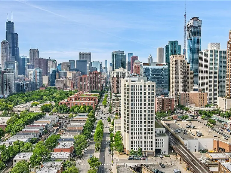 1323 S Wabash Ave #201 — Photo 35