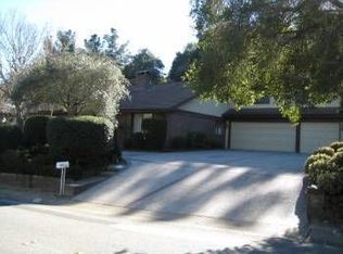 1255 Tartan Trail Rd, Hillsborough, CA 94010