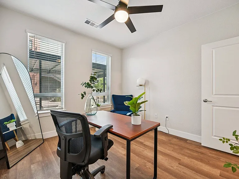 Sequel Apartments — Photo 34