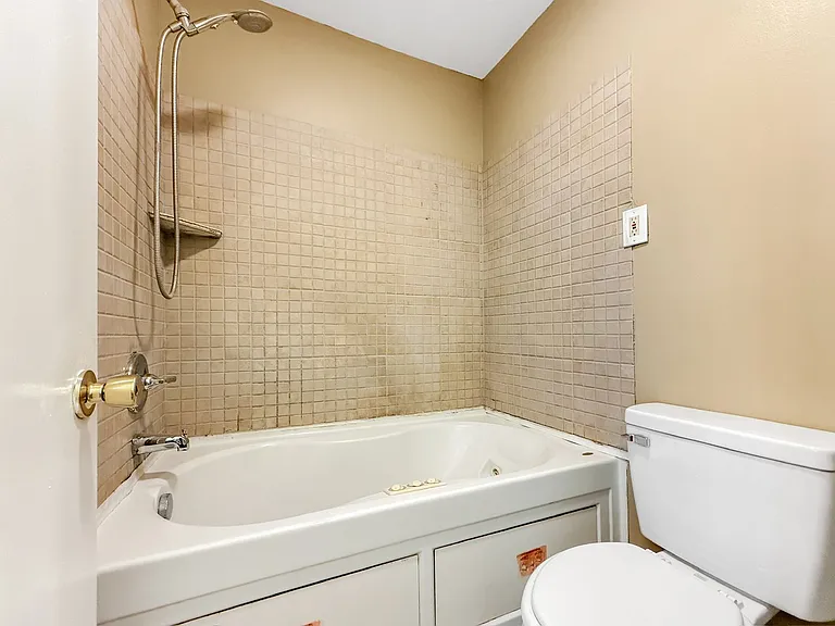 5149 Basinview Dr — Photo 21