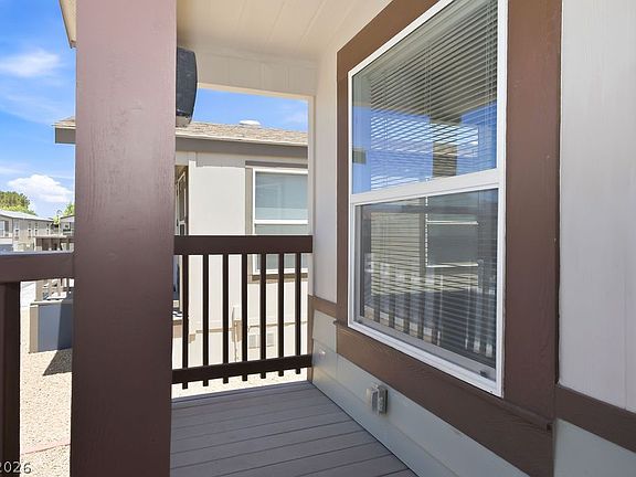 5th image of 367 Myrtle Beach St