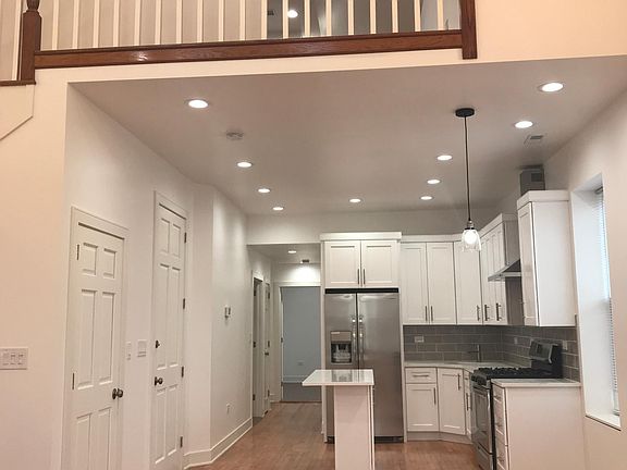5th image of 1654 N Saint Louis Ave #3