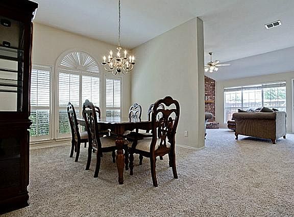 5th image of 1661 Bennington Dr