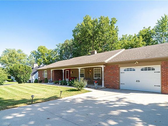 2nd image of 2910 Joslin Ln