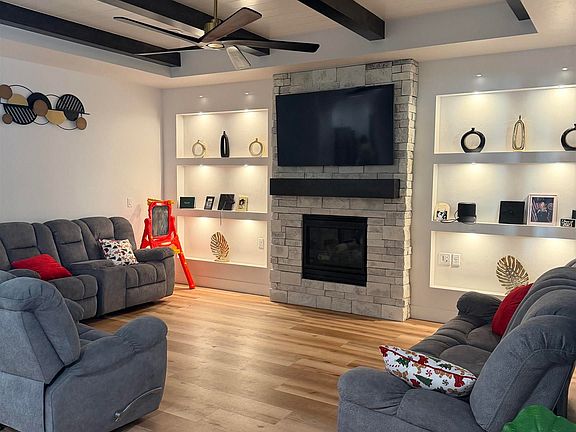 5th image of 11260 White River St