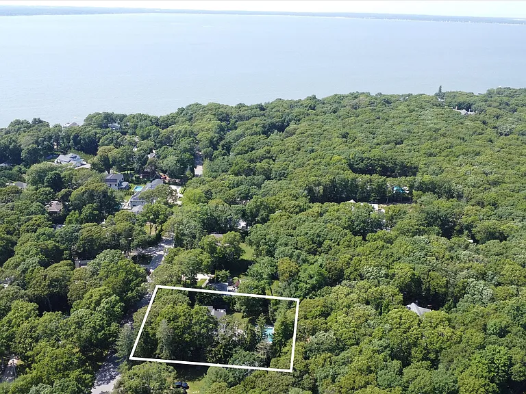 18 Bay View Rd — Photo 2