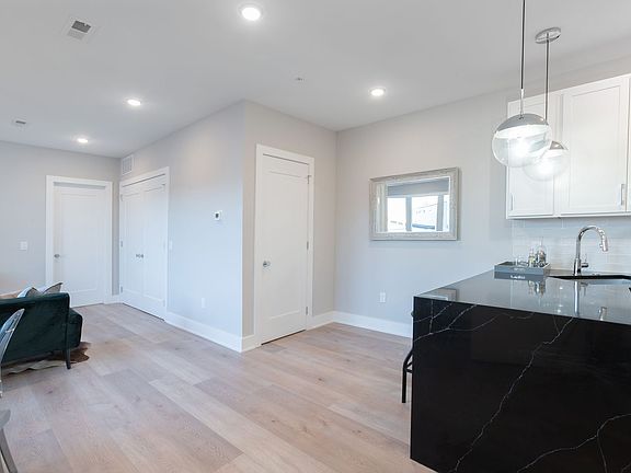 2nd image of 1513 Ridge Ave #96