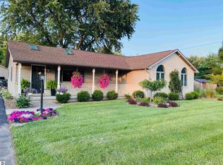 3329 S Huron Rd, Bay City, MI 48706