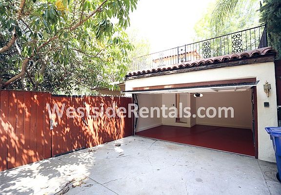4th image of 3836 Laurel Canyon Blvd
