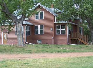 452 Carlyle Rd S, Beach, ND 58621