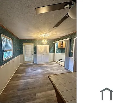 617 E Raynor Dr — Photo 8