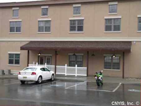 2nd image of 497 Newell St APT 214