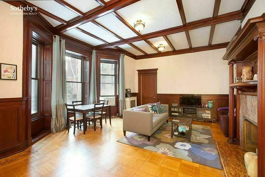 1st image of 29 W 69th St APT 2R