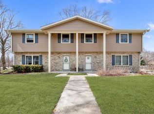 W64N353 Madison AVENUE, Cedarburg, WI