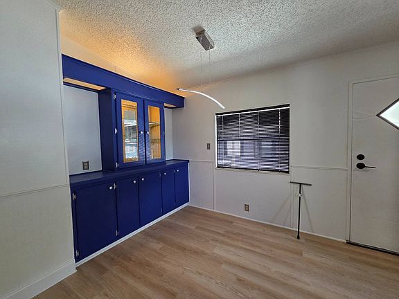 3rd image of 1622 Bassett Dr