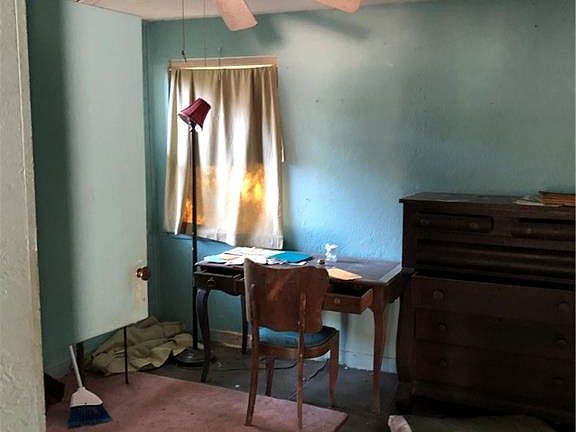 4th image of 312 N University Blvd