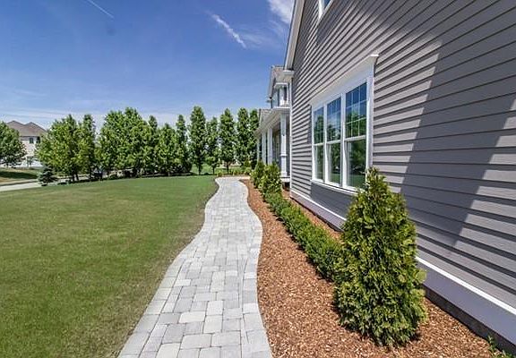 5th image of 21 Lullaby Ln