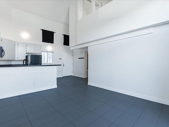 3rd image of 2730 W Temple St #207