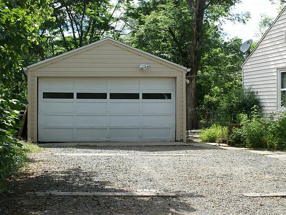 16' X 21' Detached Garage with Opener