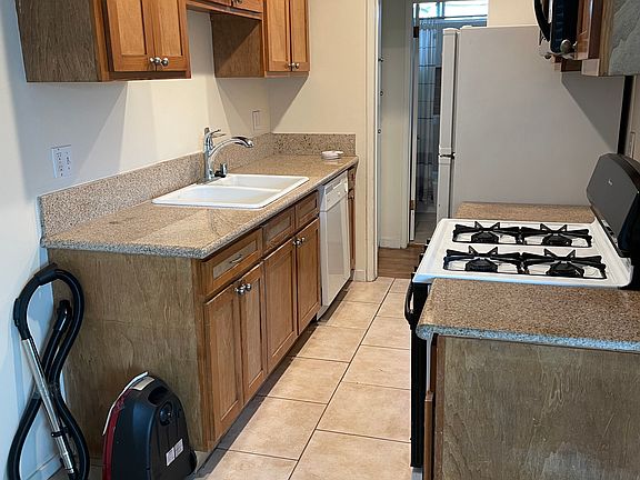 5th image of 5301 Cleon Ave APT 4