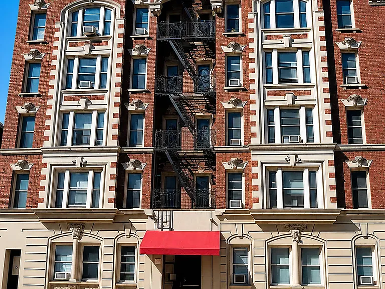 521 W 122nd St #64 — Photo 7