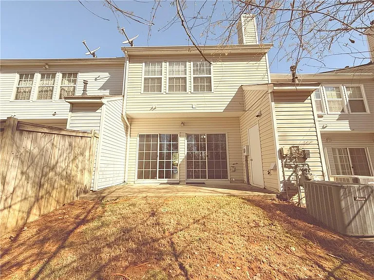 40 Highoak Dr NE — Photo 18
