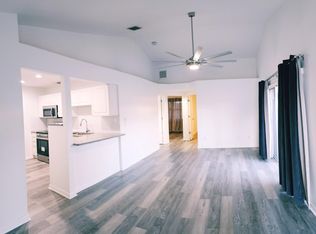 613 NW Australian St, Stuart, FL 34994