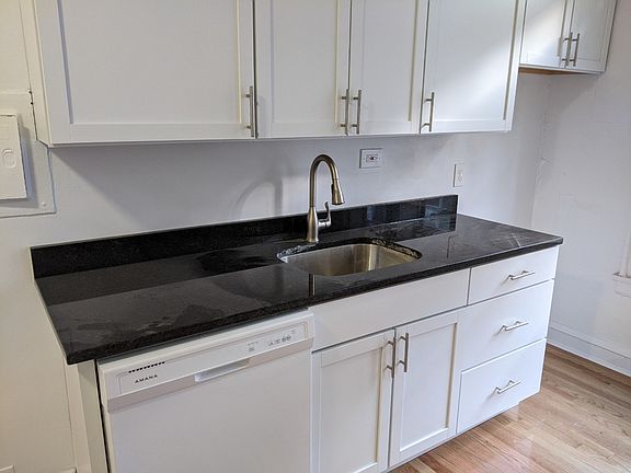 5th image of 905 Elmwood Ave Unit 9-M3