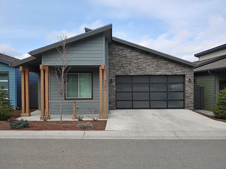 3293 N Ladalia Dr — Photo 1