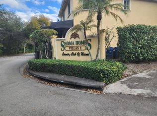 6970 NW 177th St #M103, Hialeah, FL 33015