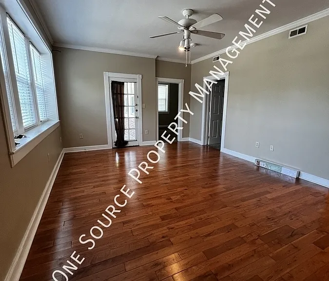 1717 W 1st St #1 — Photo 2