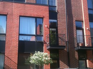 2333 W George St, Chicago, IL 60618