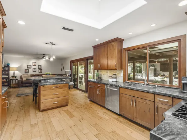 489 La Costa Ave, Encinitas, CA 92024