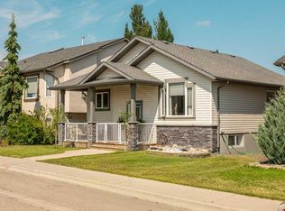 215 SE Grand River Blvd W, Lethbridge, AB T1K8C5