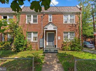 1720 R St SE, Washington, DC 20020