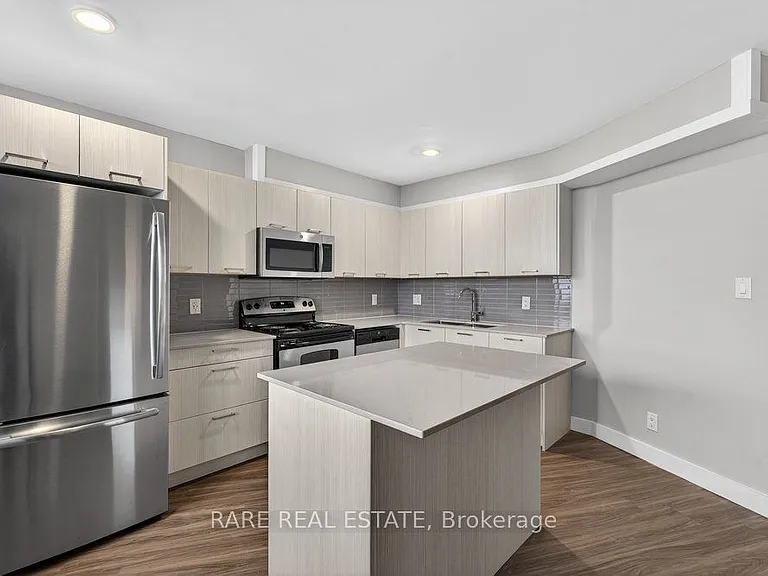 4340 Bloor St W #602 — Photo 5