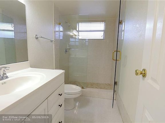 4th image of 8411 Lagos De Campo Blvd APT 102U