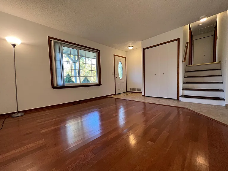 6995 Leytonstone Blvd — Photo 2