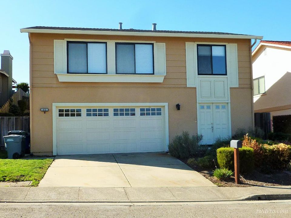 1st image of 40 Vista Ct