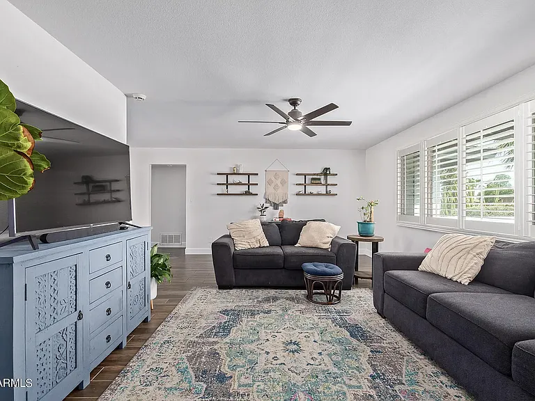 1942 E Pebble Beach Dr — Photo 7