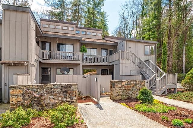 1st image of 227 Juniper Ln