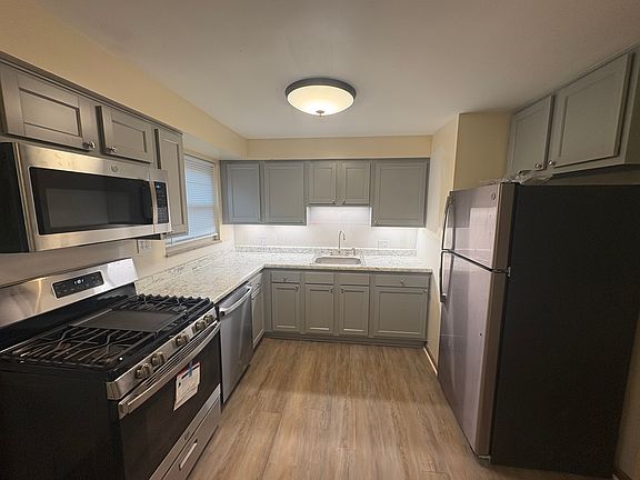 2nd image of 181 Delhi Ct #A