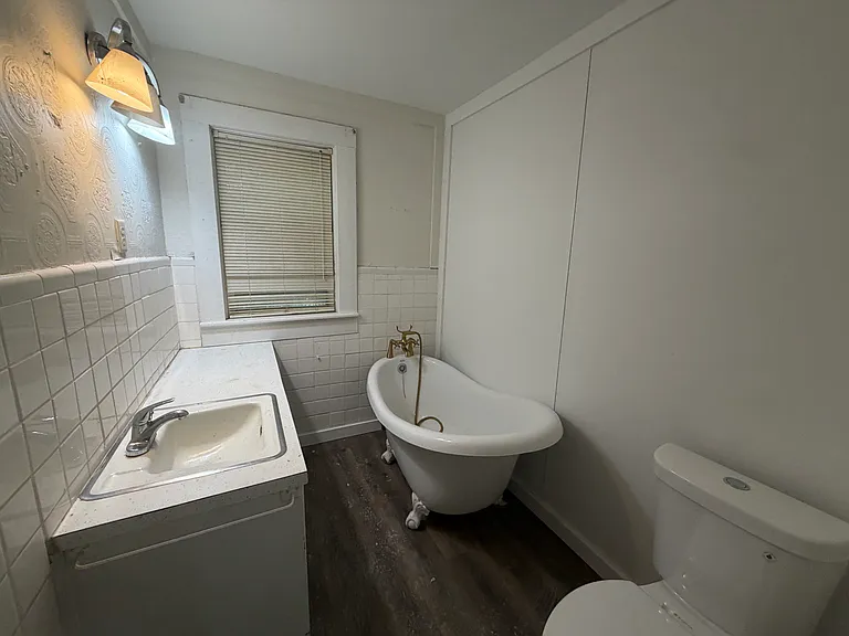 1408 W Jefferson Ave — Photo 5