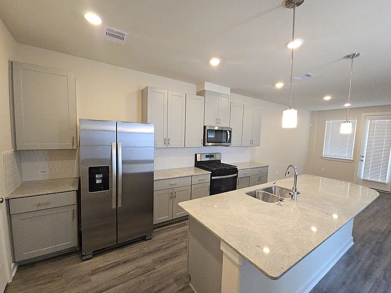 4112 Good Vineyard Ln — Photo 3