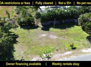 12135 Hibiscus Dr, Fort Myers, FL 33908